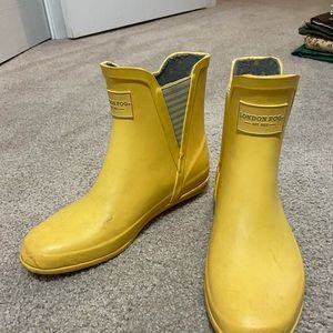 Yellow rain booties